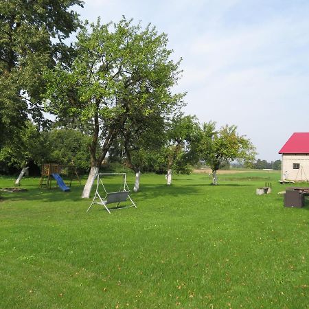 Вилла Agrocamp Pawlowka  Экстерьер фото